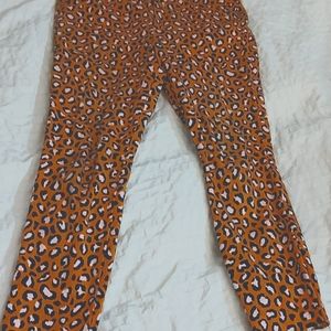 Old Navy Leopard Print Capris